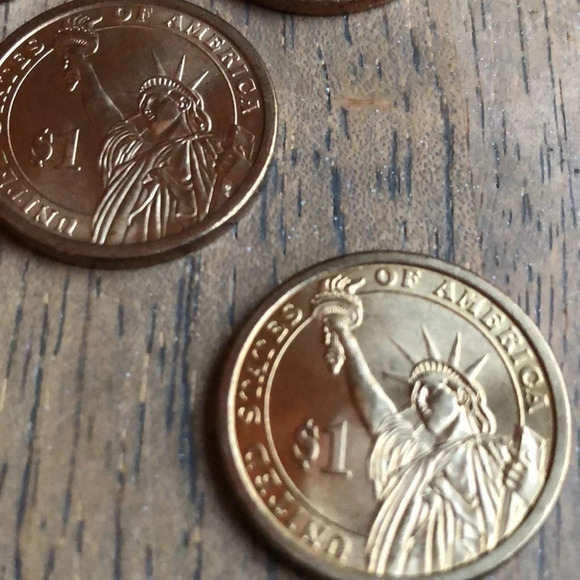 5 Presidental goldtone dollars - Picture 8 of 8